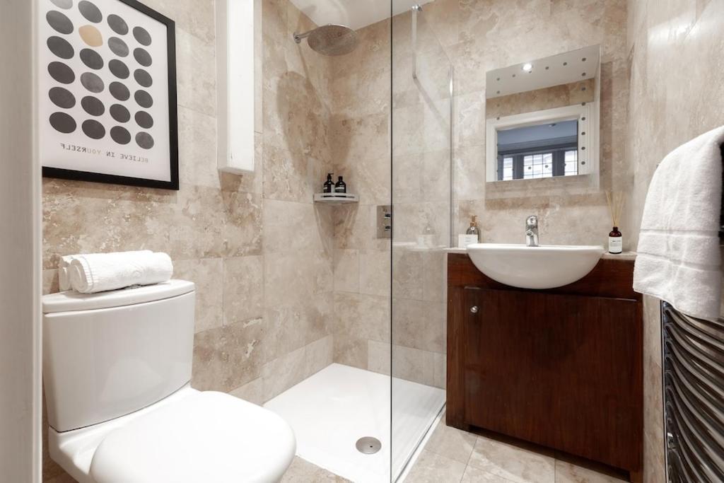 Revamped & Luxxe For Covent Garden Lovers! Adorable City Home For Families & Friends London Luaran gambar