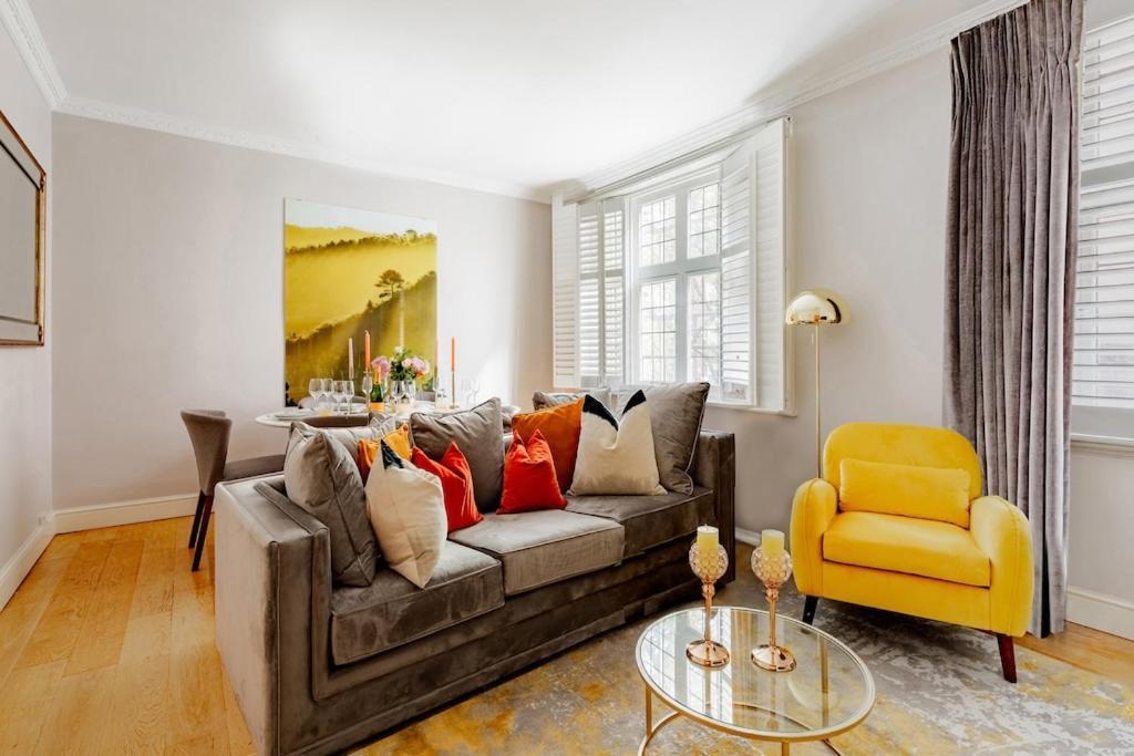 Revamped & Luxxe For Covent Garden Lovers! Adorable City Home For Families & Friends London Luaran gambar