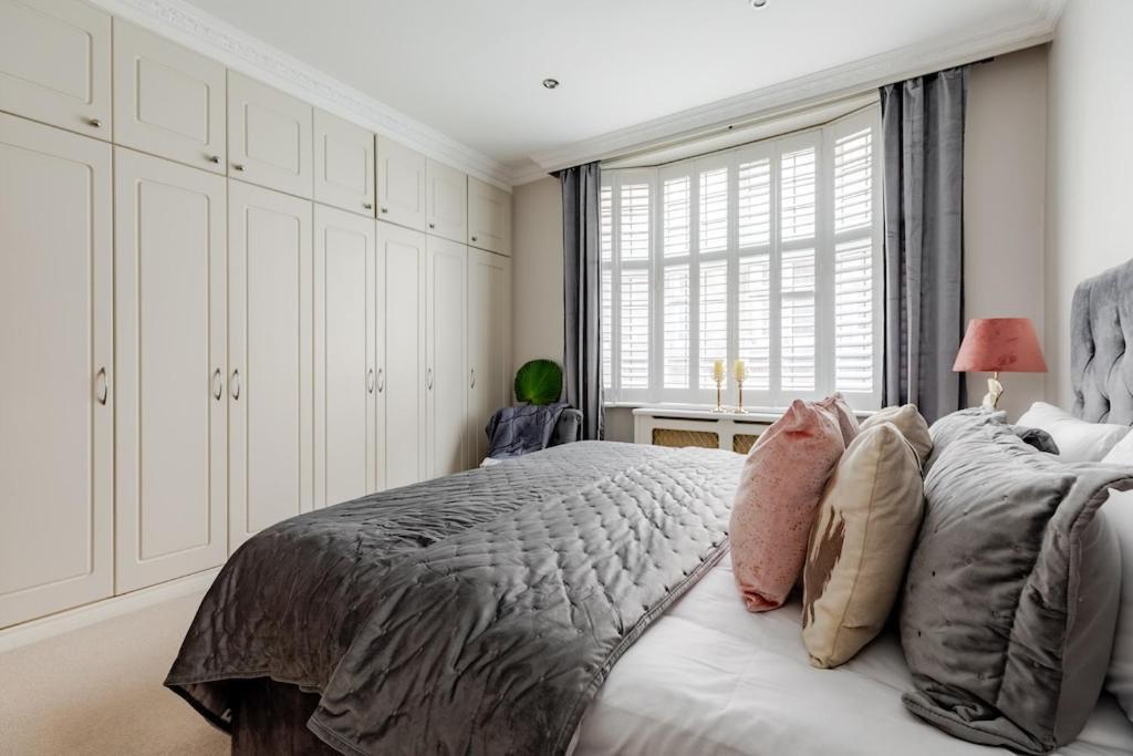 Revamped & Luxxe For Covent Garden Lovers! Adorable City Home For Families & Friends London Luaran gambar
