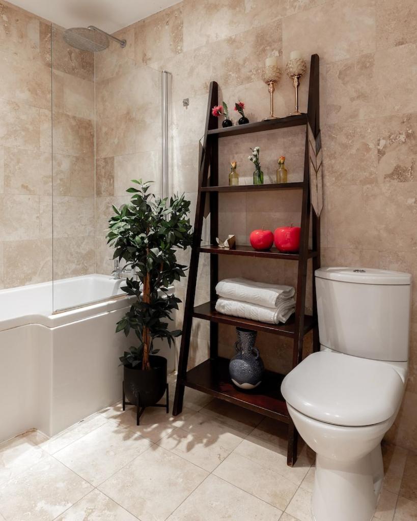 Revamped & Luxxe For Covent Garden Lovers! Adorable City Home For Families & Friends London Luaran gambar