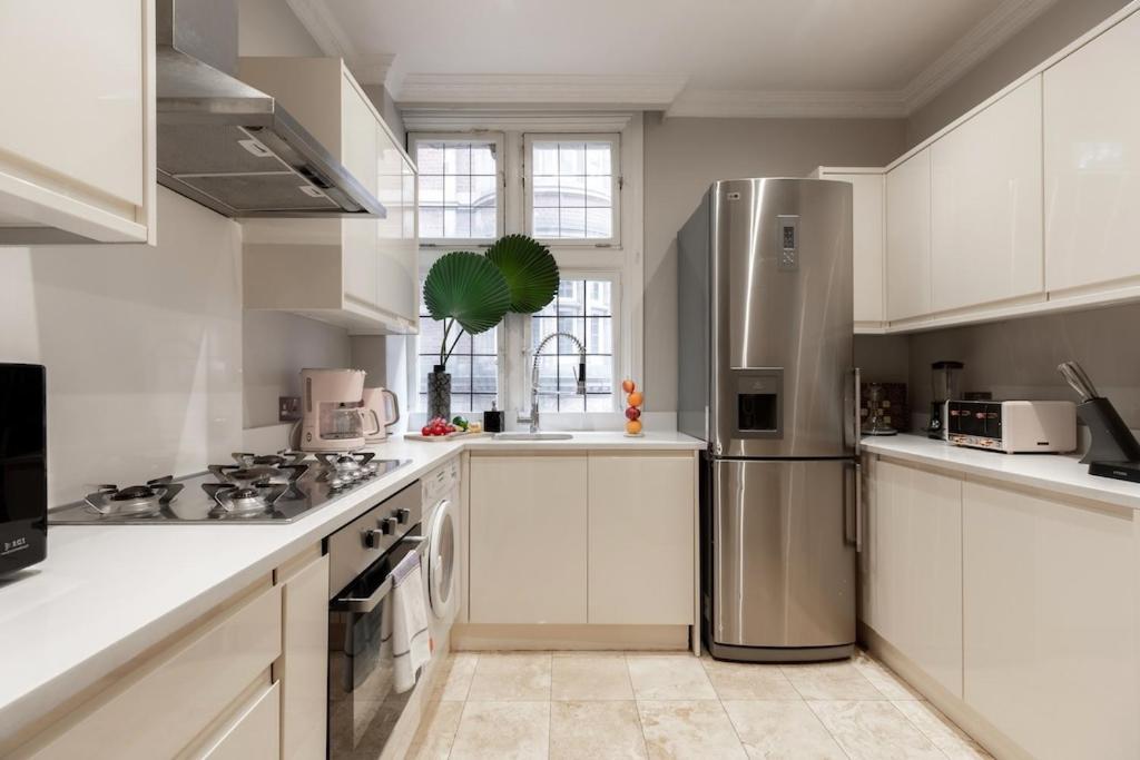 Revamped & Luxxe For Covent Garden Lovers! Adorable City Home For Families & Friends London Luaran gambar
